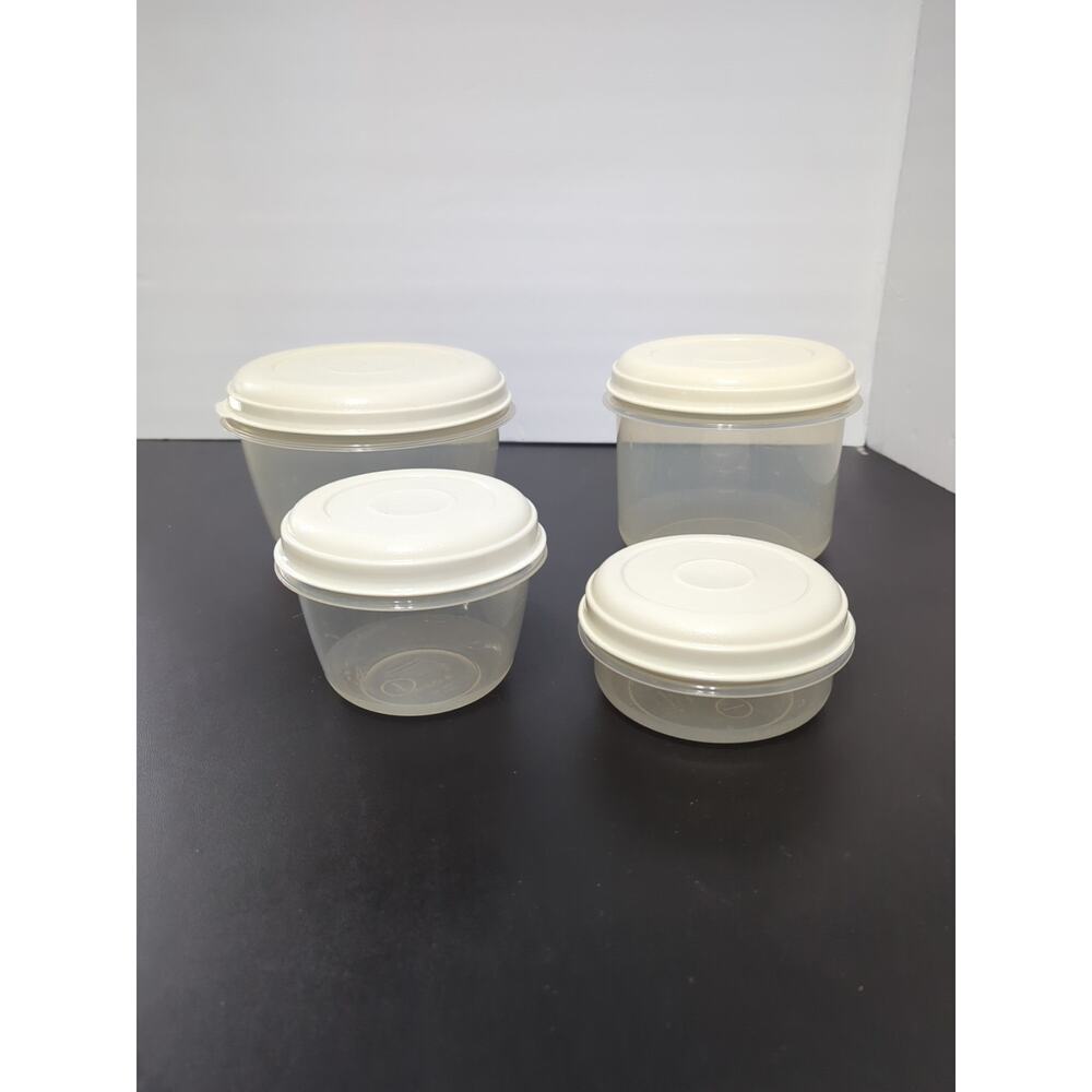 Vtg Rubbermaid Servin' Saver Almond Round Lid Storage Container Lot 4 # 8,3,1,1